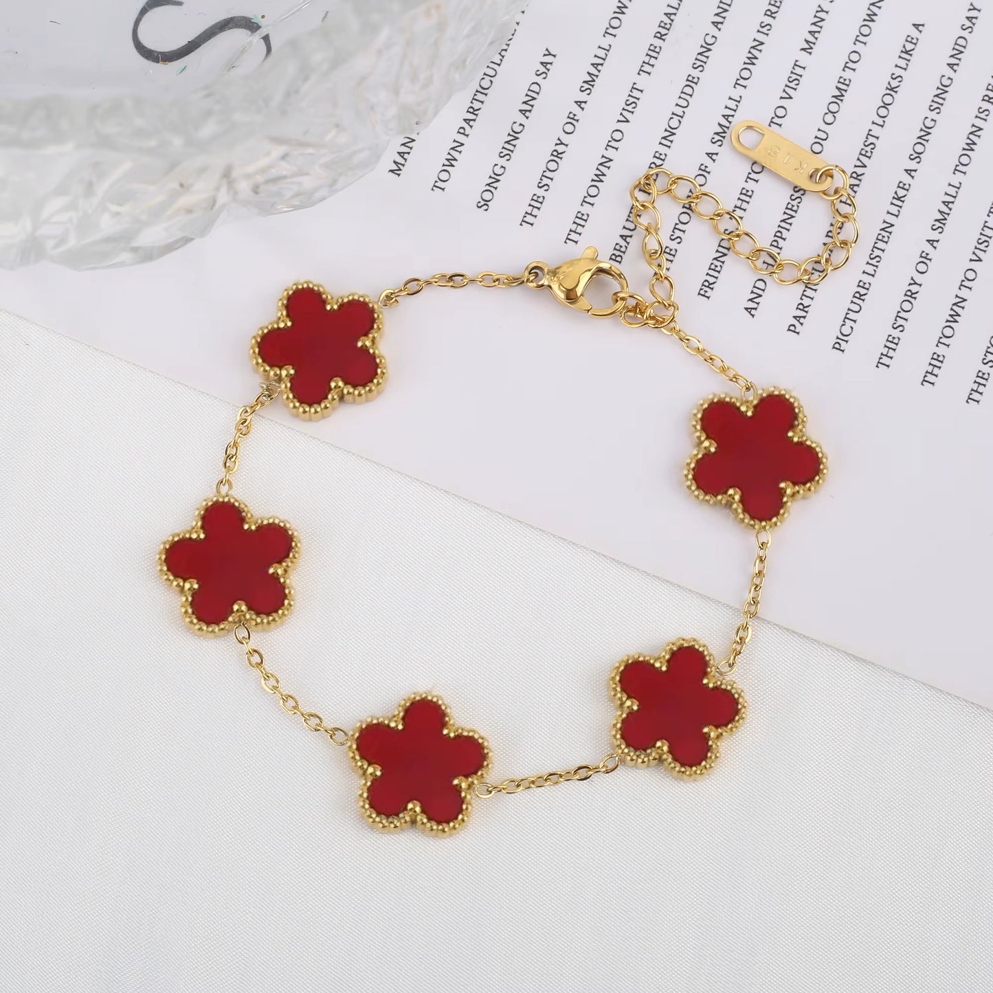 Hot Sale Stainless Steel Plum Blossom Gold Plated Bracelet High Quality Five Leaf Flower Jewelry Simple for Woman Gift Clover